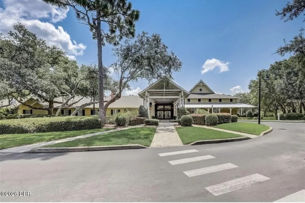 173 Old Moss Circle Deland, FL 32724