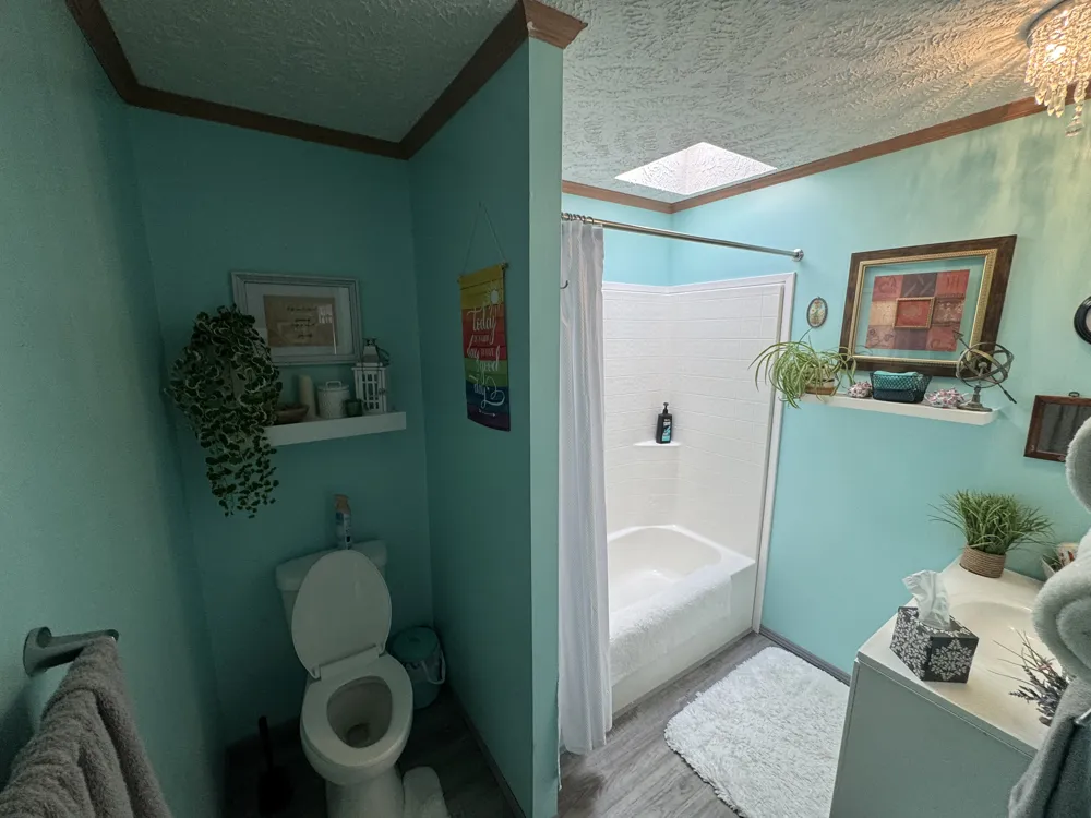 203 Borman Flushing, MI 48433