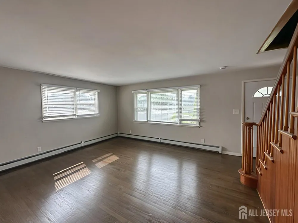 796 Hamilton Street Somerset County, NJ 08873