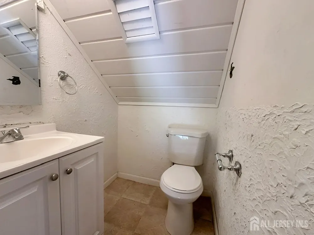 796 Hamilton Street Somerset County, NJ 08873