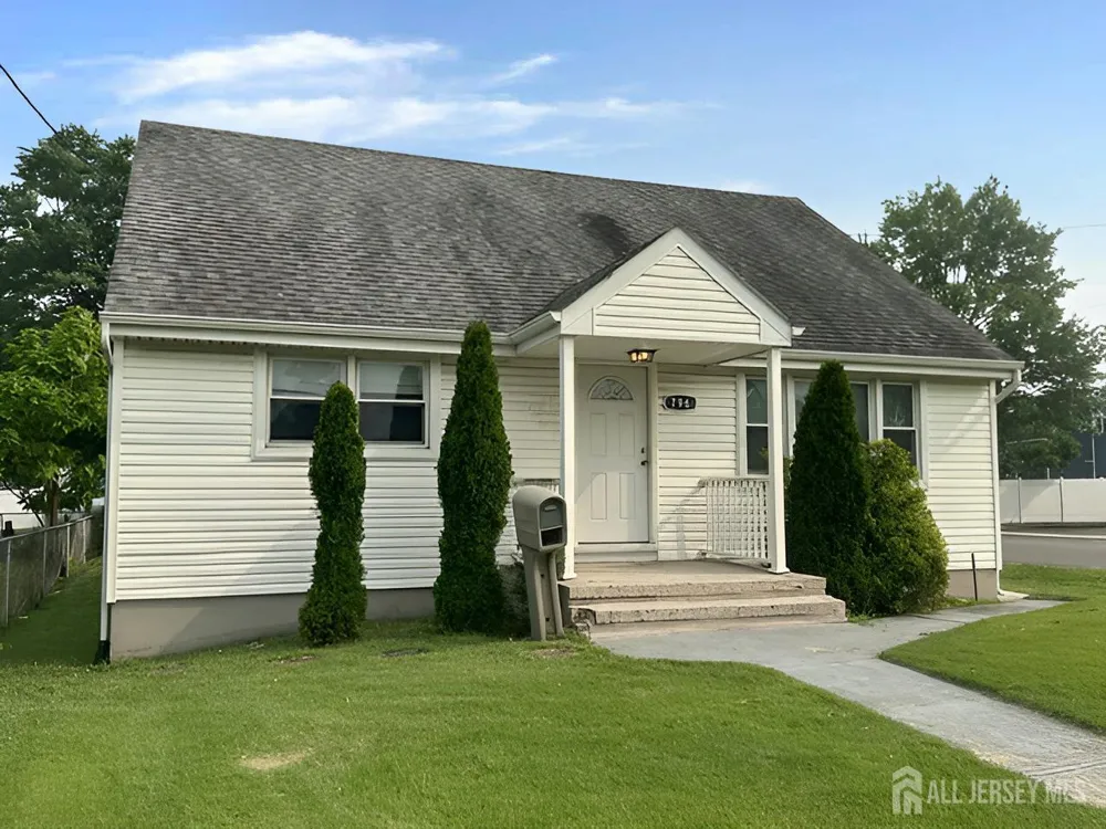 796 Hamilton Street Somerset County, NJ 08873
