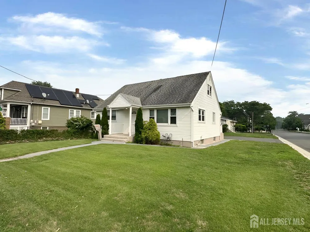 796 Hamilton Street Somerset County, NJ 08873