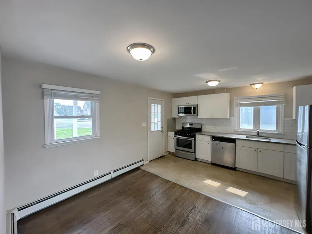 796 Hamilton Street Somerset County, NJ 08873