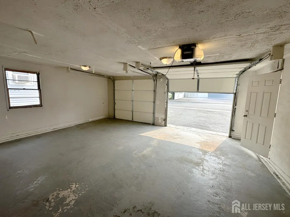 796 Hamilton Street Somerset County, NJ 08873