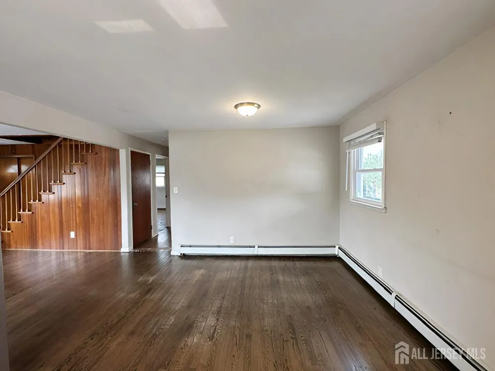 796 Hamilton Street Somerset County, NJ 08873