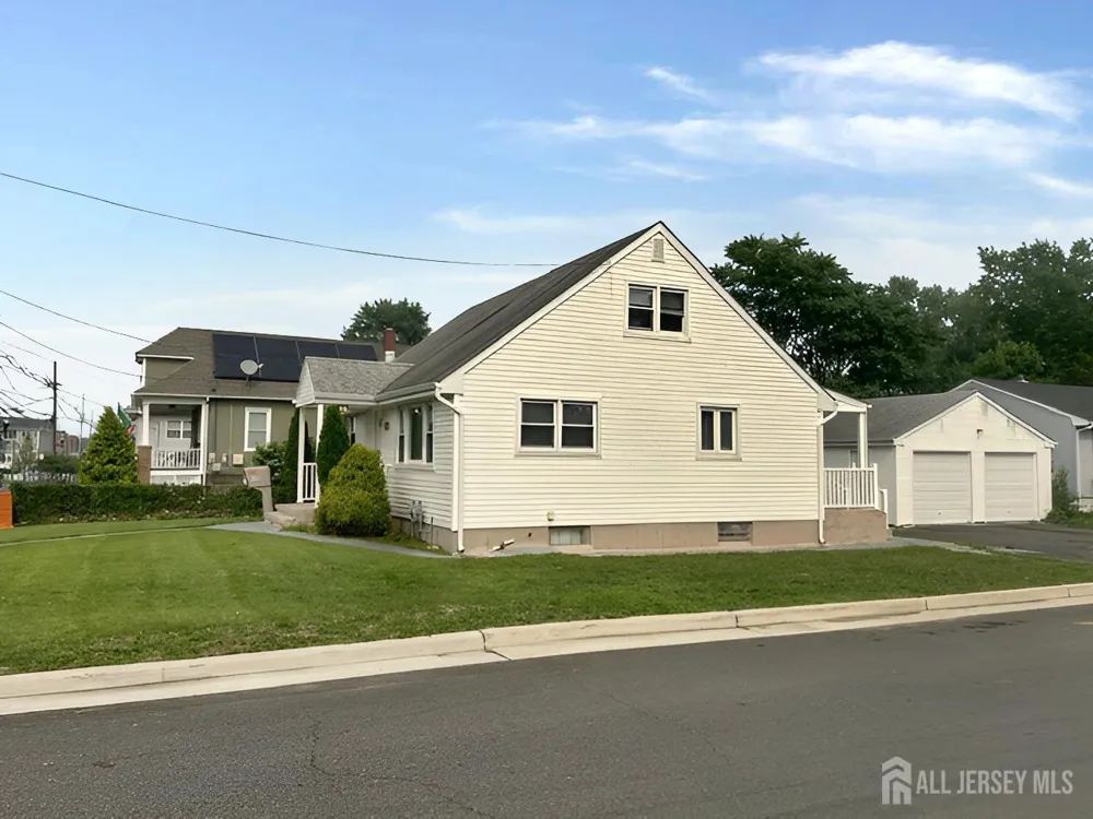 796 Hamilton Street Somerset County, NJ 08873