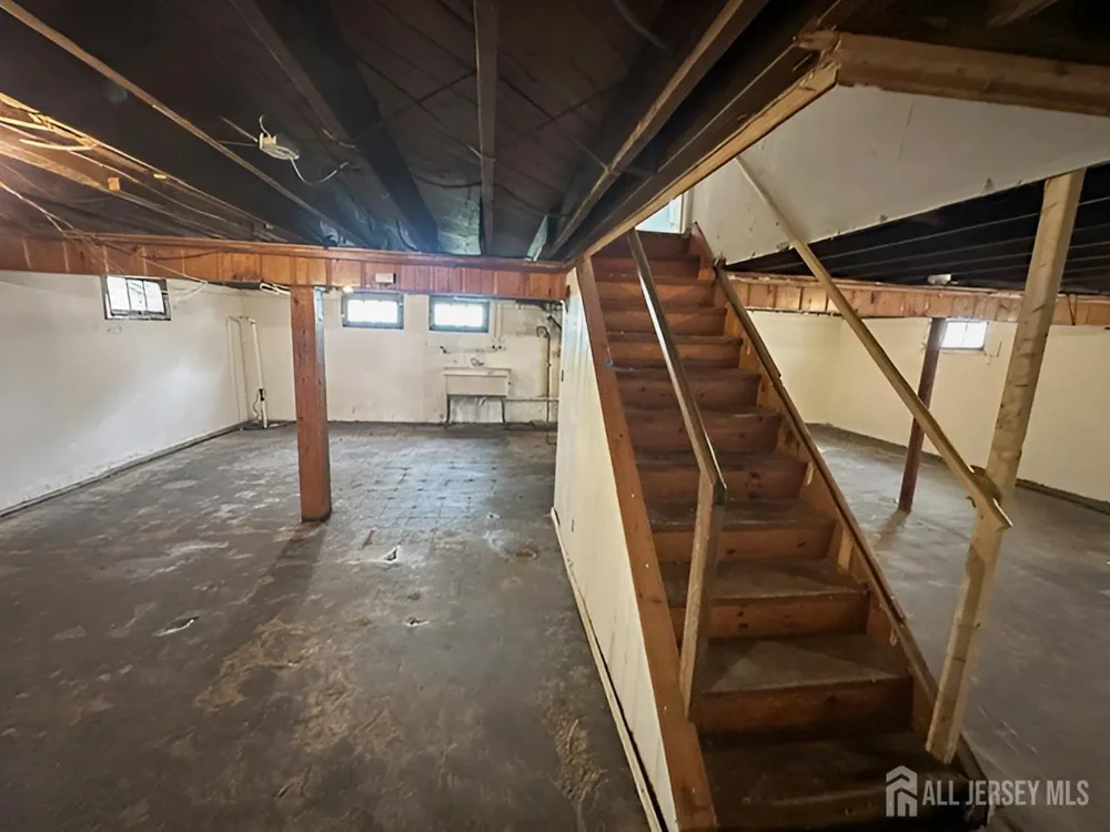 796 Hamilton Street Somerset County, NJ 08873