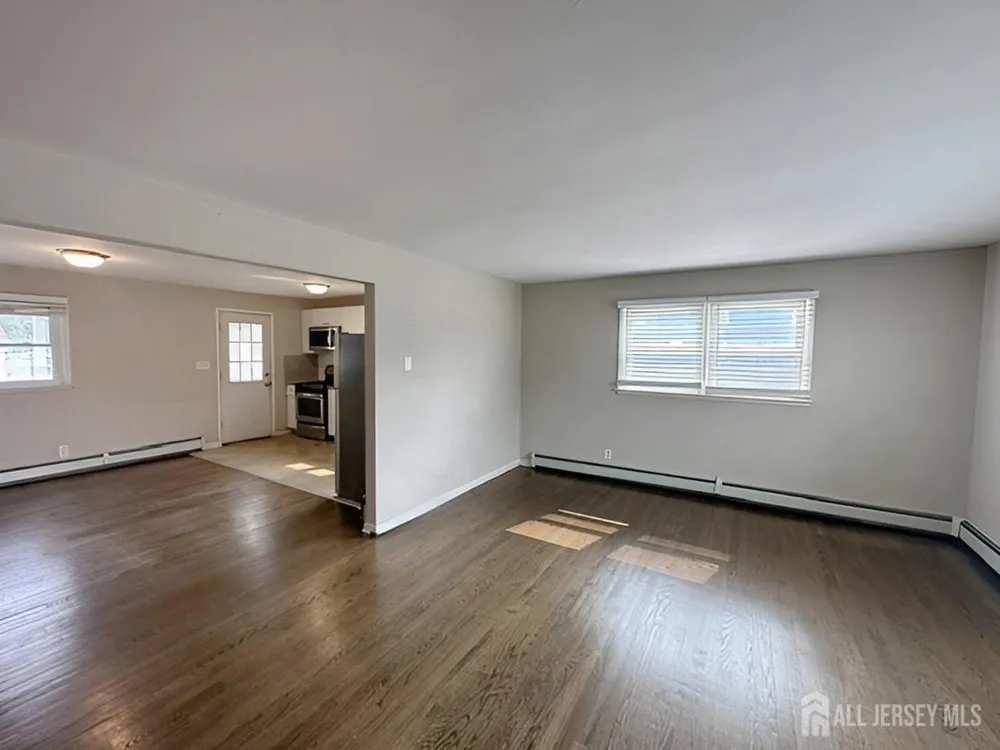 796 Hamilton Street Somerset County, NJ 08873
