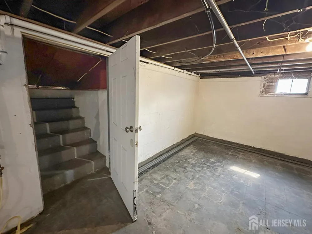 796 Hamilton Street Somerset County, NJ 08873