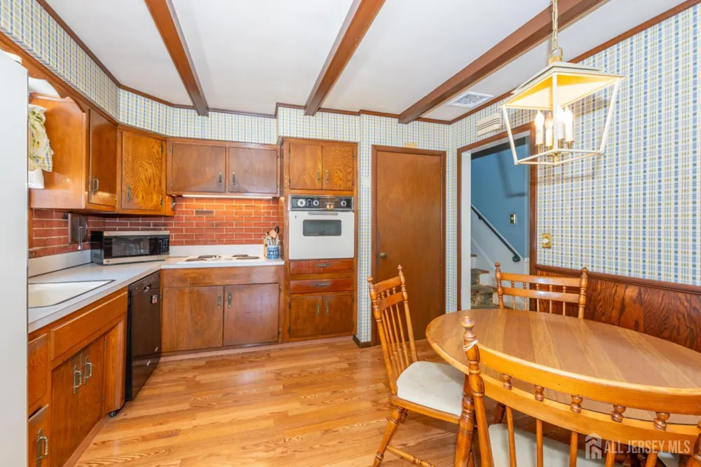 64 Sanford Drive Randolph, NJ 07869