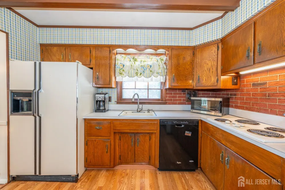 64 Sanford Drive Randolph, NJ 07869