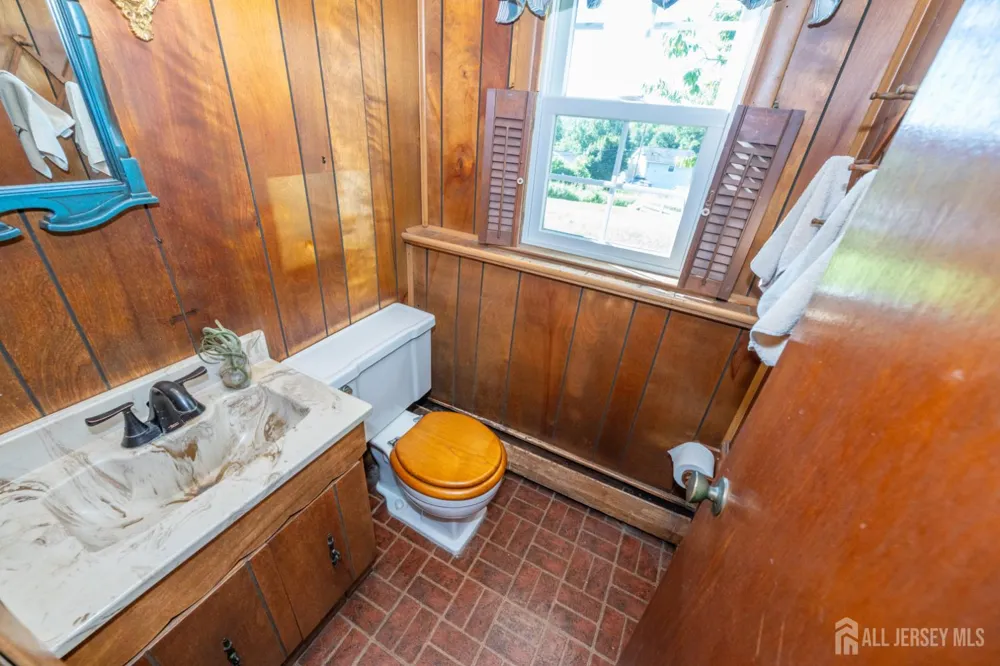 64 Sanford Drive Randolph, NJ 07869