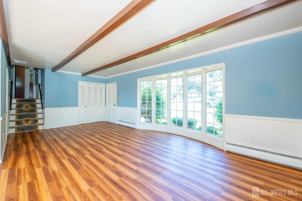 64 Sanford Drive Randolph, NJ 07869