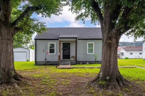 616 Carden Avenue