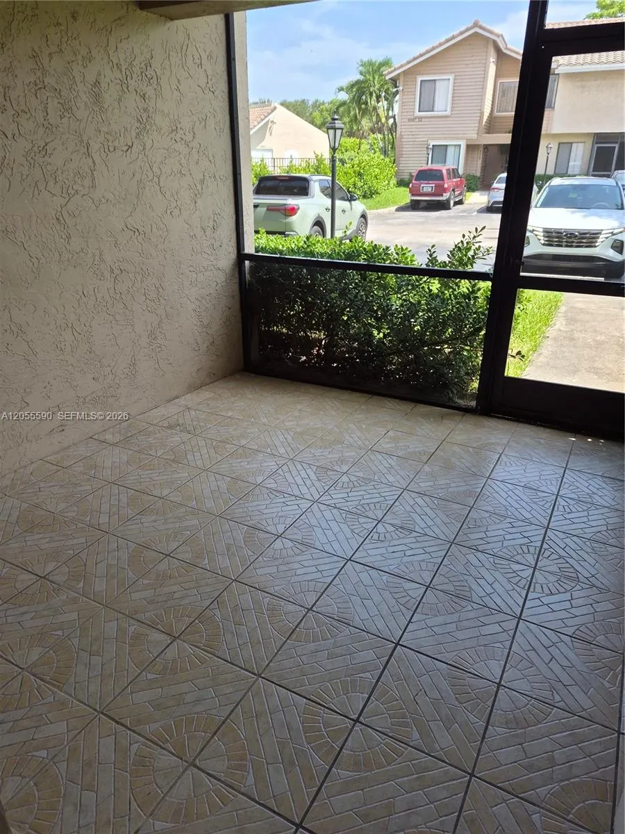 9943 W Atlantic Blvd #9943 Coral Springs, FL 33071