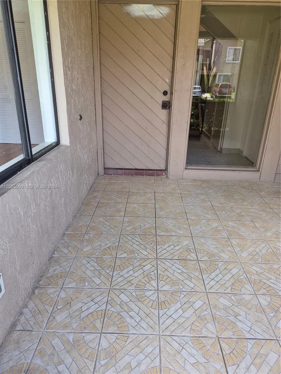 9943 W Atlantic Blvd #9943 Coral Springs, FL 33071