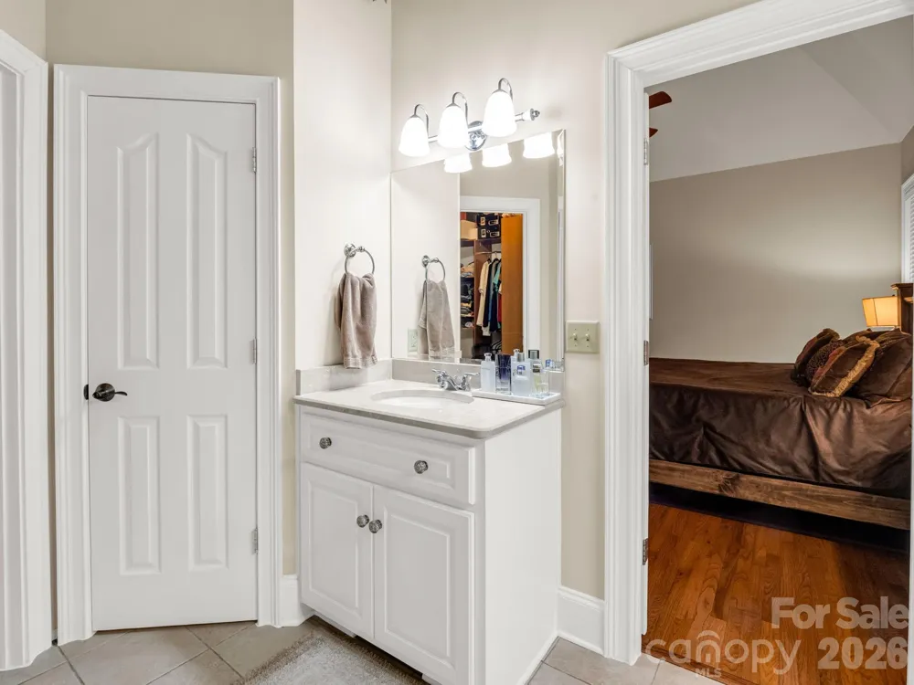 45 Brown Bear Ridge Trail Zirconia, NC 28790