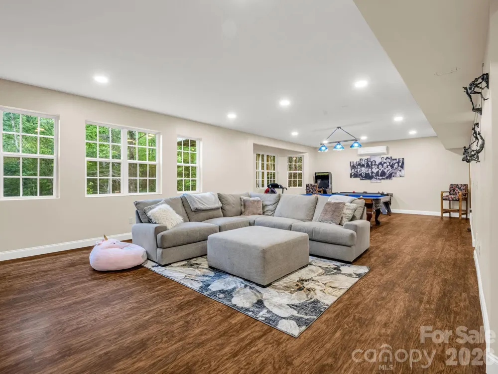45 Brown Bear Ridge Trail Zirconia, NC 28790