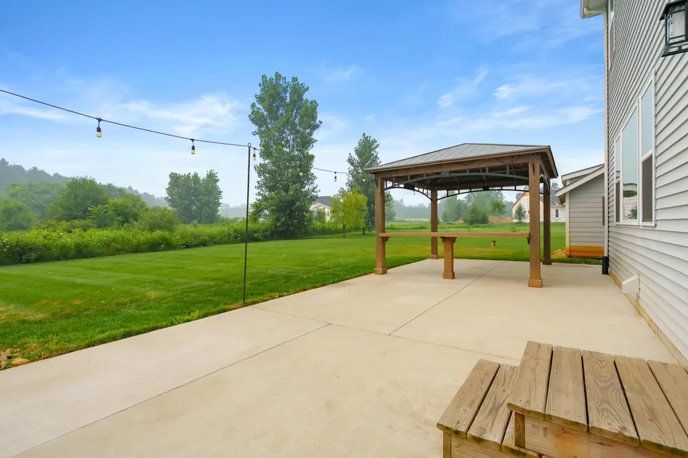 145 Poppy Court Niles, MI 49120