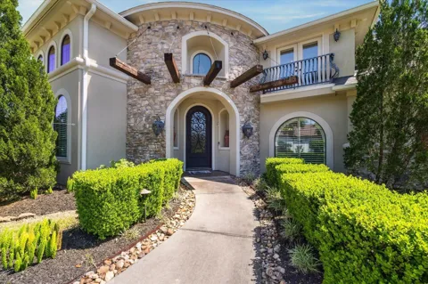 53 New Oak Trail