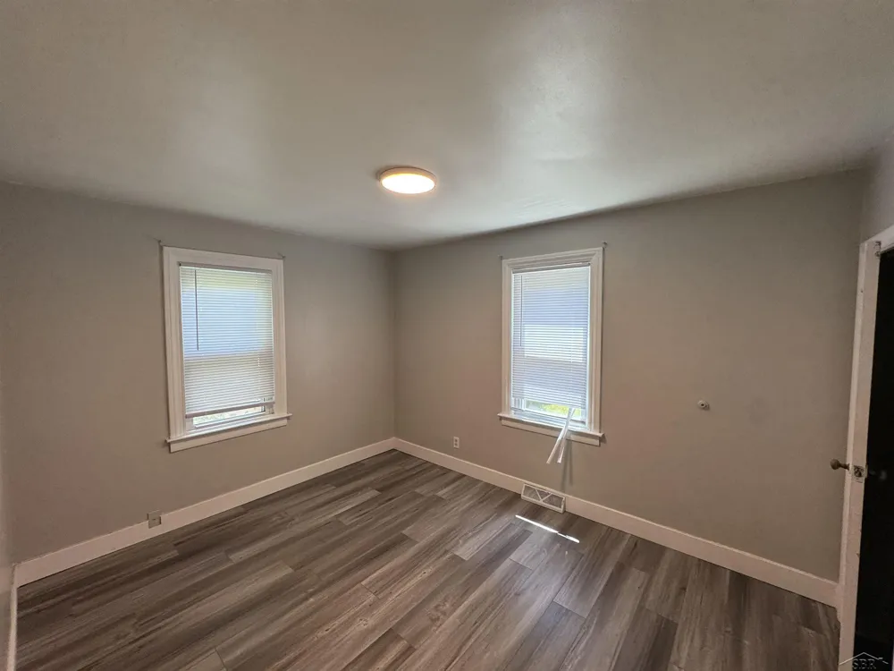 4042 Webber Street Saginaw City, MI 48602