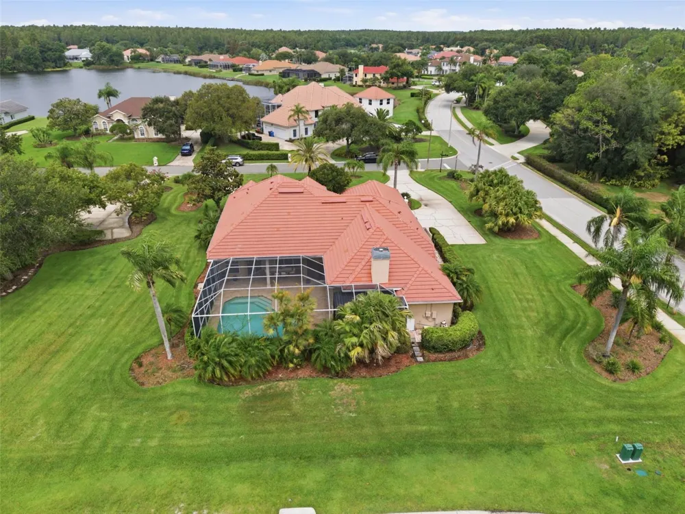18655 AVENUE CAPRI Lutz, FL 33558