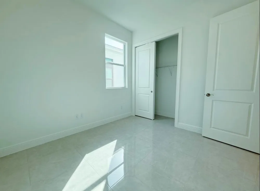 5066 Lido Key Lane Westlake, FL 33470