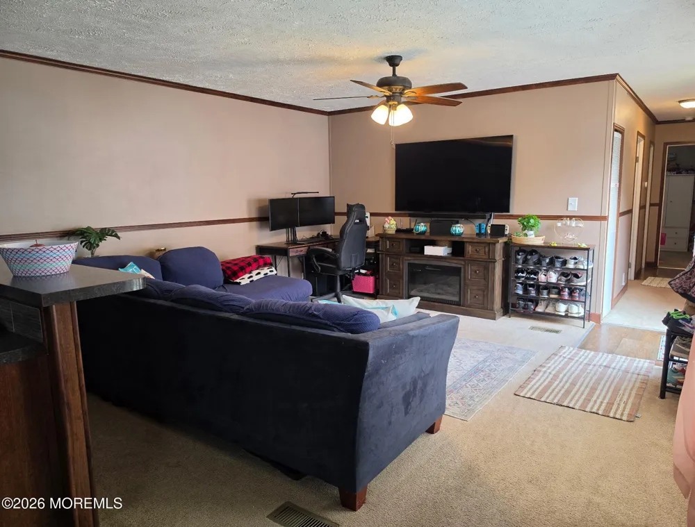 31 Henry Circle Howell, NJ 07731