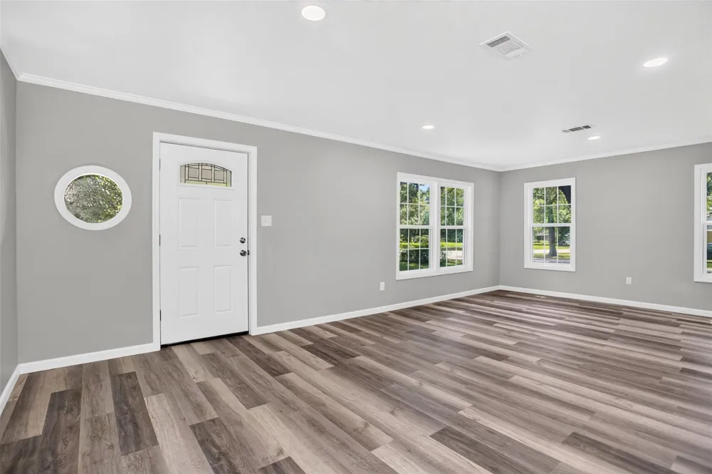 328 Sunset Boulevard Lufkin, TX 75904