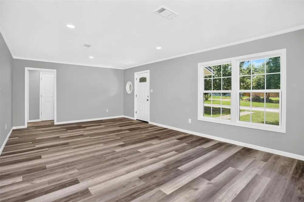 328 Sunset Boulevard Lufkin, TX 75904
