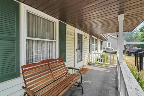 326 E Adams Street