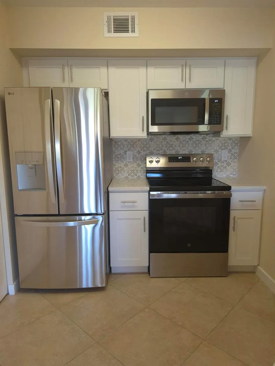 3608 NW ADRIATIC LANE #6-108 Jensen Beach, FL 34957