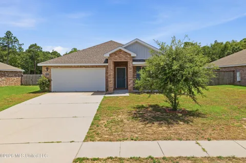 1006 Enclave Circle