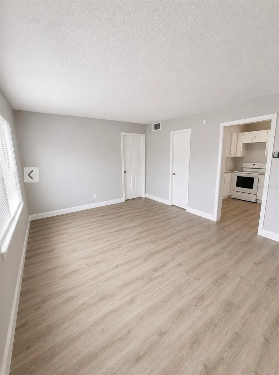 1407 BETTY LANE #4 Clearwater, FL 33755