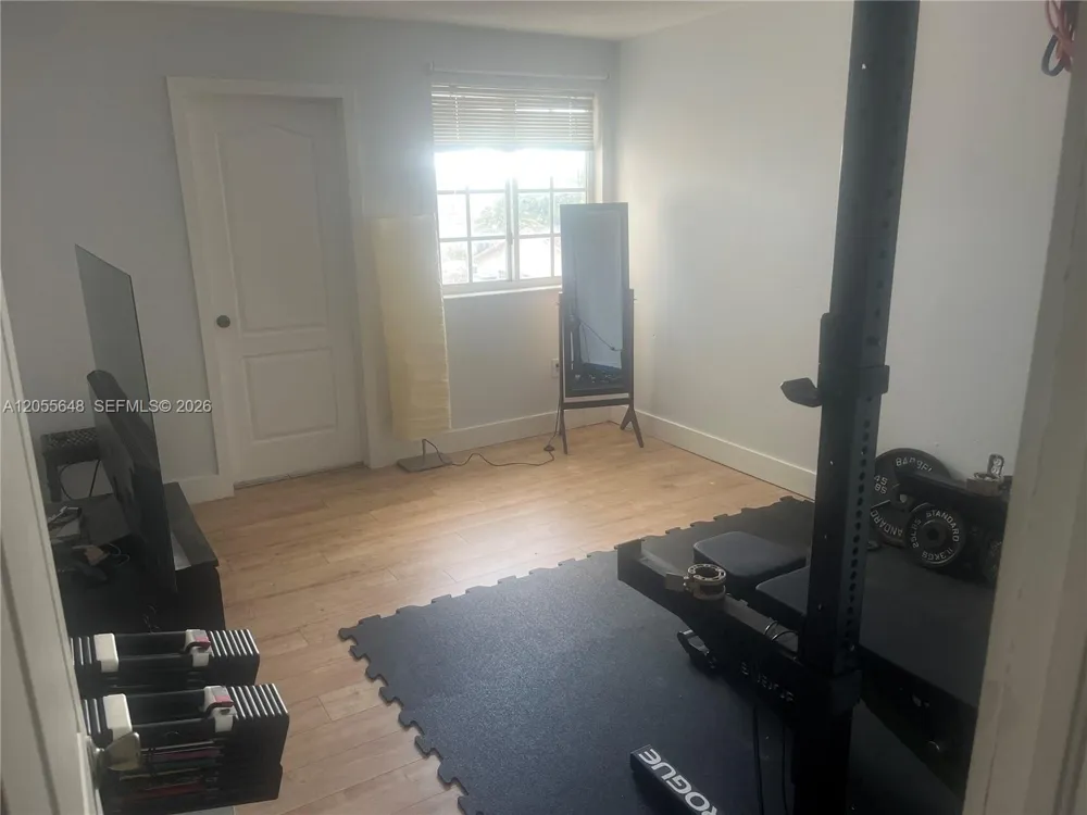 12015 SW 14 ST #301-C Miami, FL 33184