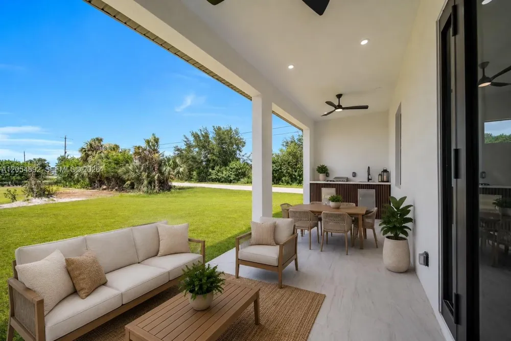 4200 17th ST SW Lehigh Acres, FL 33976