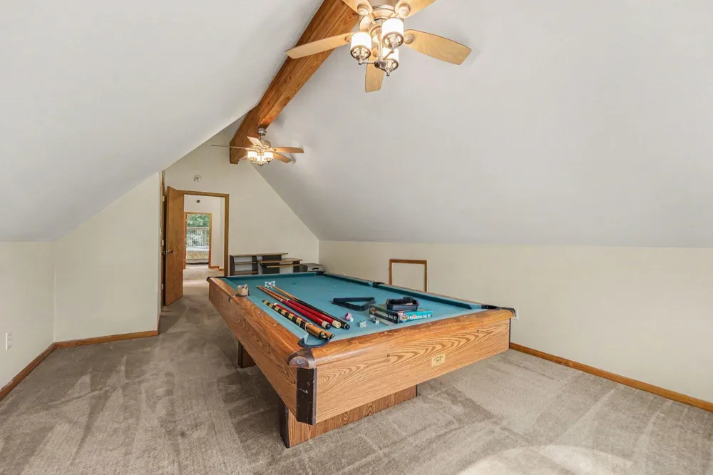 8885 Edgewater Drive Morton Township, MI 49346