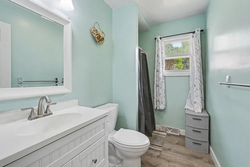 326 E Adams Street Ionia City, MI 48846