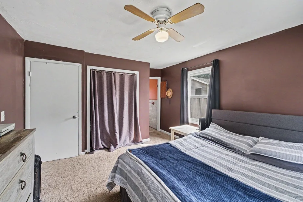 326 E Adams Street Ionia City, MI 48846