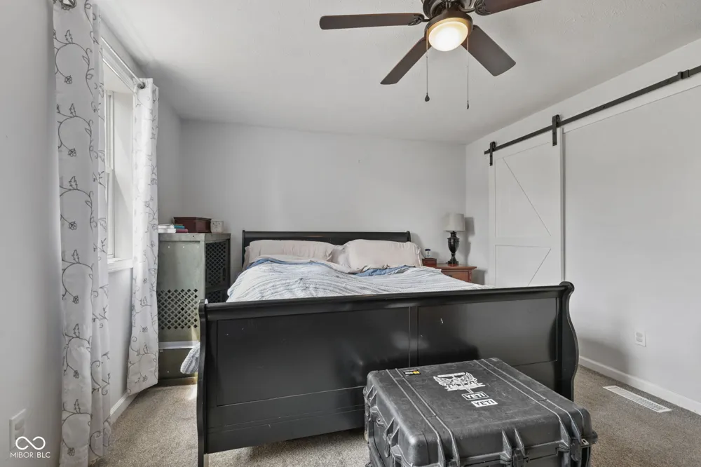 1924 S I STREET Elwood, IN 46036