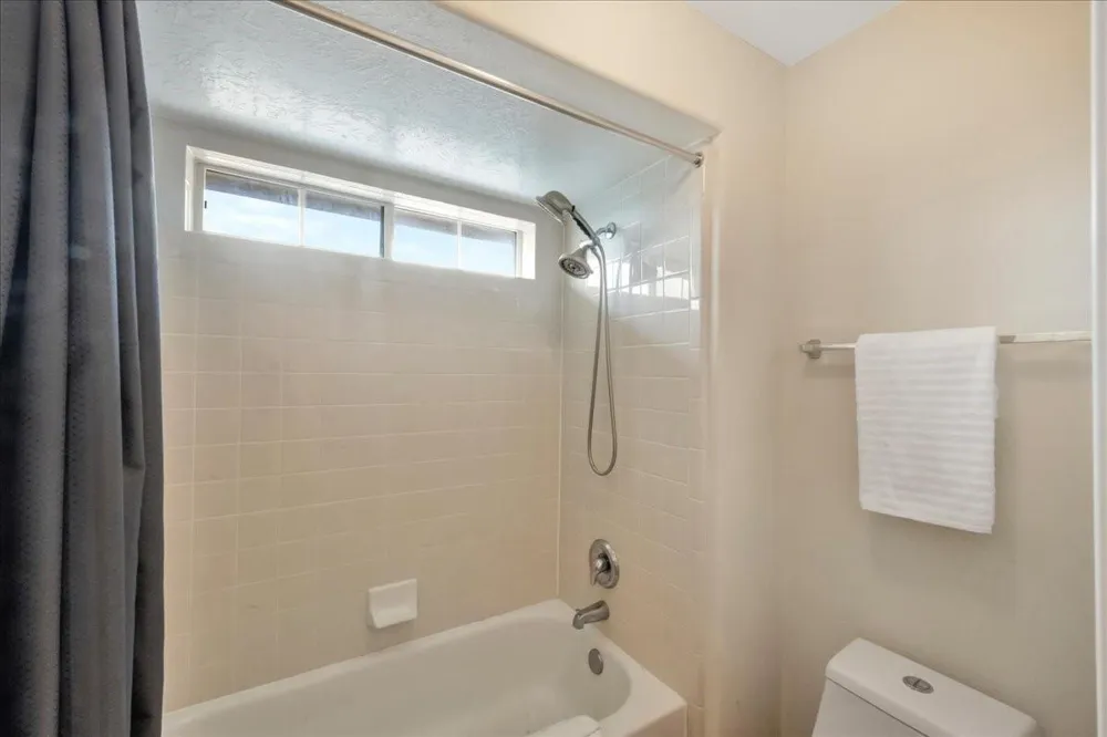 2225 Palm Bay Circle Seabrook, TX 77586