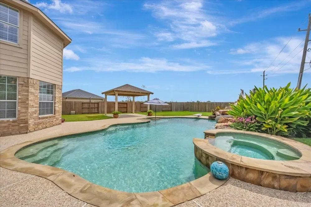 2225 Palm Bay Circle Seabrook, TX 77586