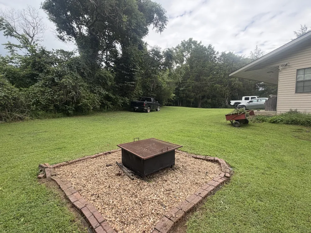 8732 Old State Highway 28 Pikeville, TN 37367