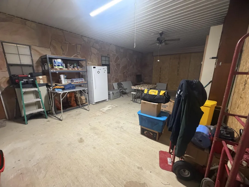 8732 Old State Highway 28 Pikeville, TN 37367