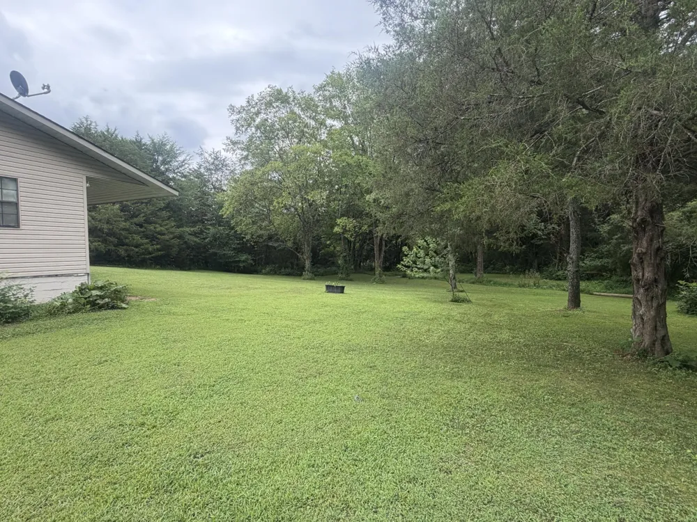 8732 Old State Highway 28 Pikeville, TN 37367