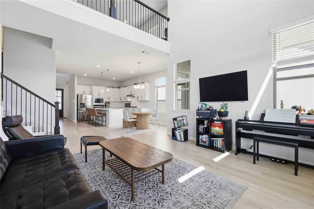 1121 Silver Dollar Trail Georgetown, TX 78628
