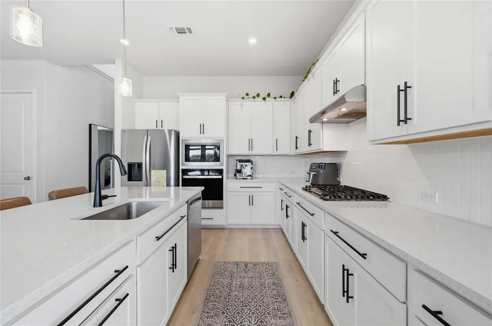 1121 Silver Dollar Trail Georgetown, TX 78628