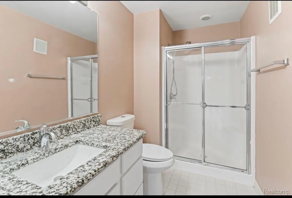 4109 Addington Drive Commerce Charter Township, MI 48390