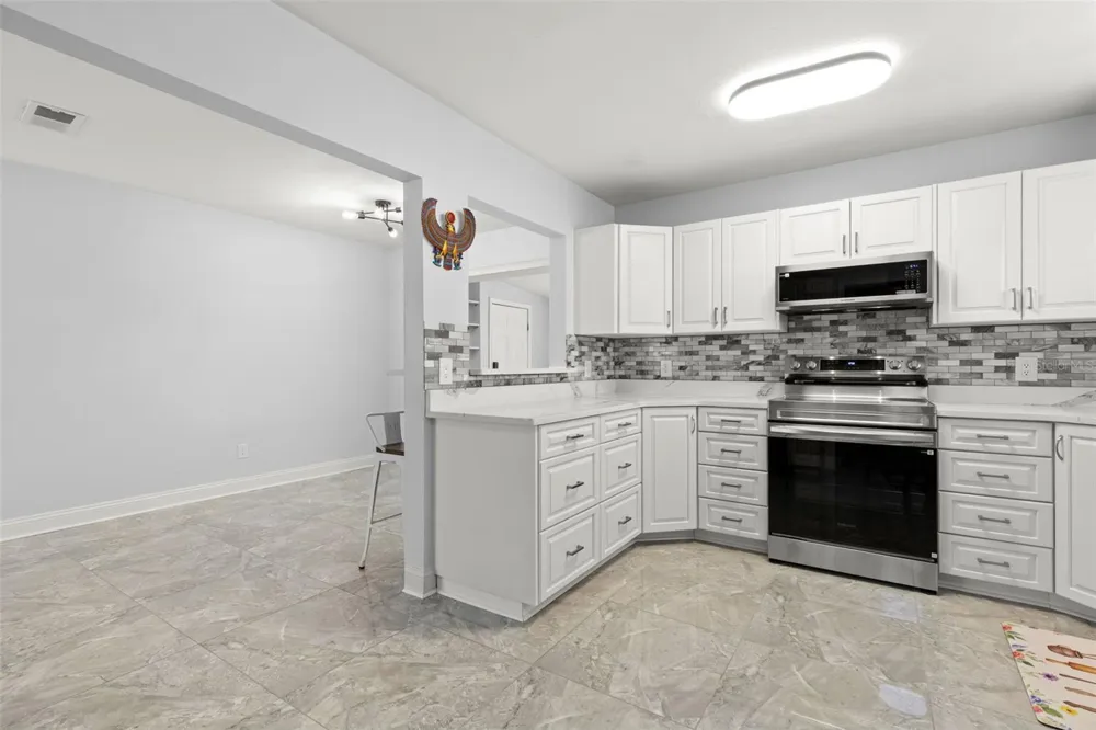 9780 53RD STREET Pinellas Park, FL 33782