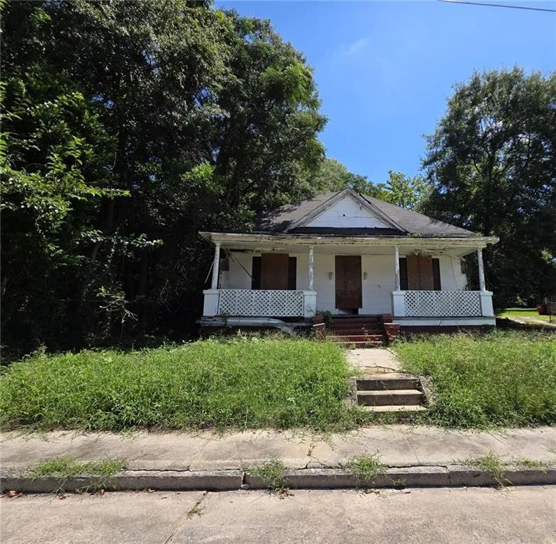 736 Peachtree Street Macon, GA 31217